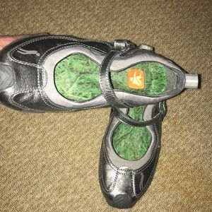 Festival shoes by Cushe